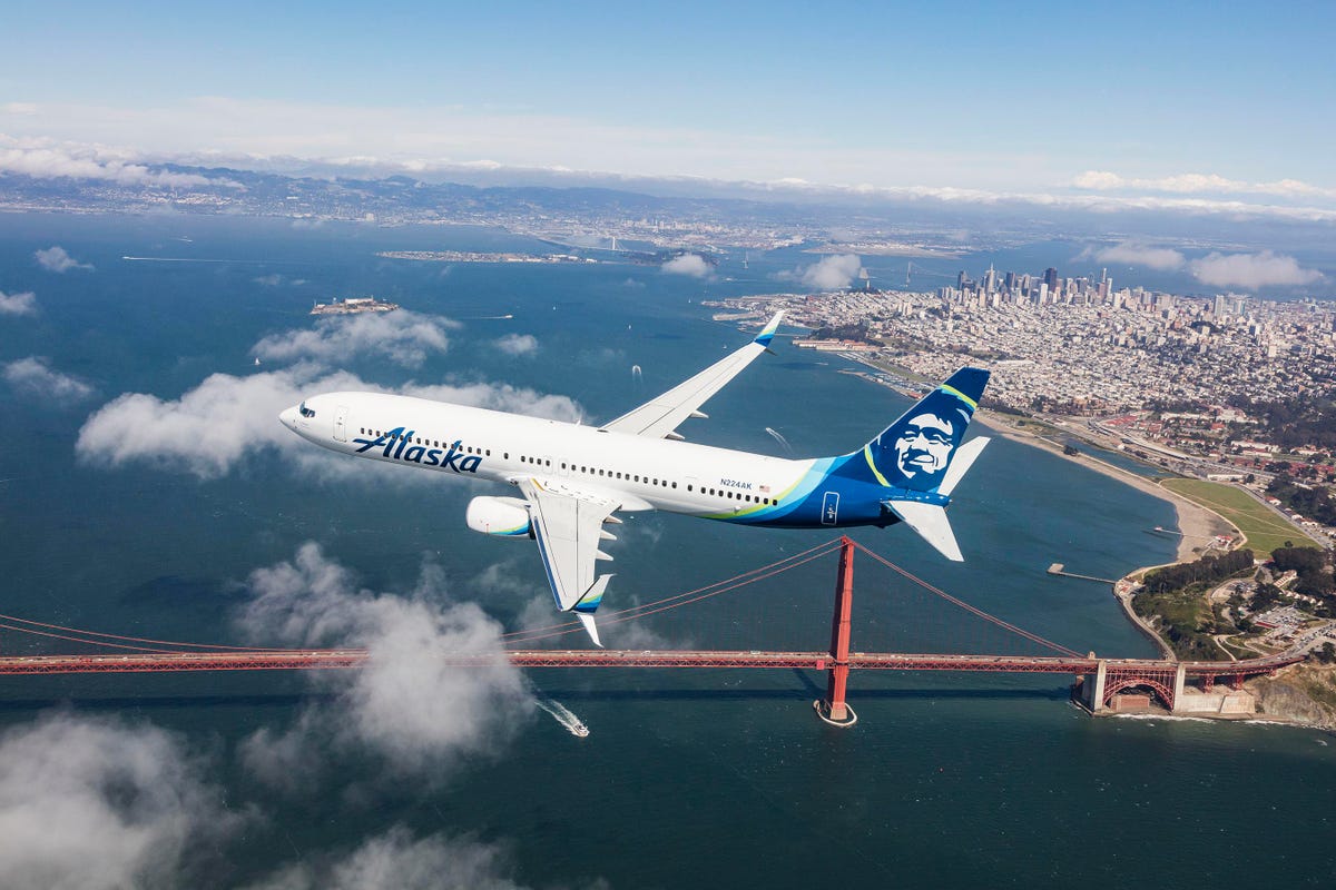 Will Alaska Airlines New Flight Pass Subscription Service Take Off?